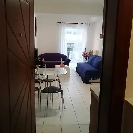 Spacious And Enchanting Dimitropoulos In The Center Of The City Apartmán