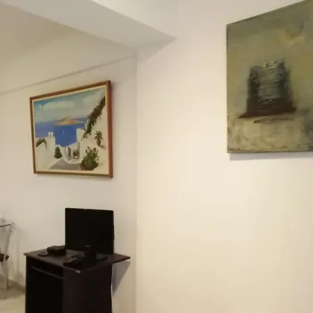 Spacious And Enchanting Dimitropoulos In The Center Of The City Apartmán Aígio